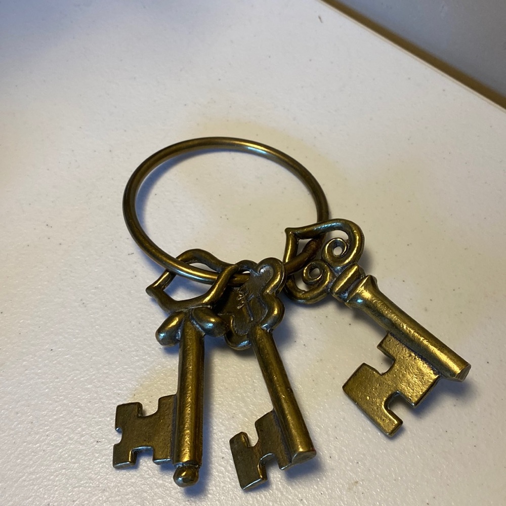 Brass Skeleton Keys with Ring